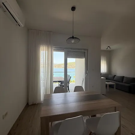 Seaesta Holidays Andrea Apartman *