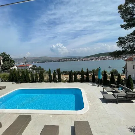 شقة Seaesta Holidays Andrea