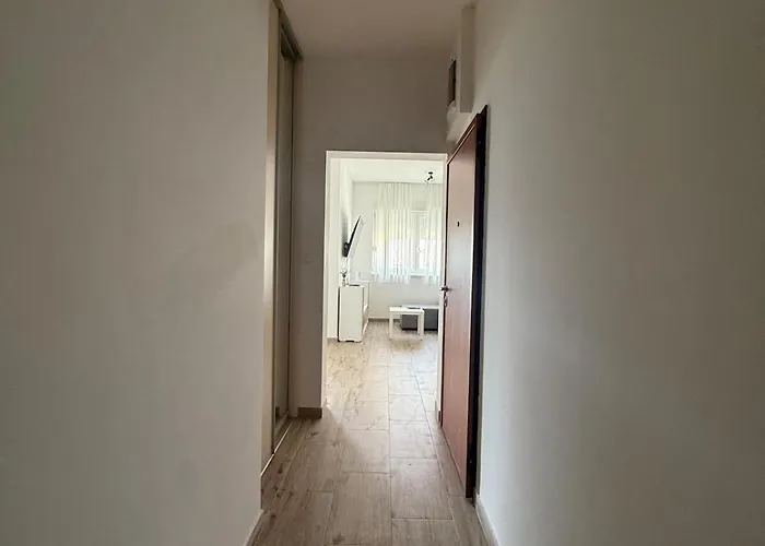 Seaesta Holidays Andrea *