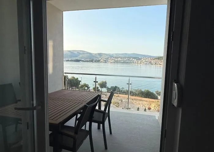 Seaesta Holidays Andrea